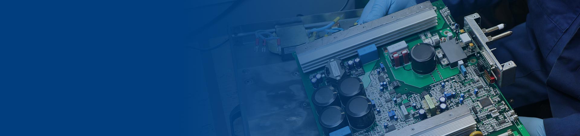 Nézzen körül ipari elektronikai motorházunkban